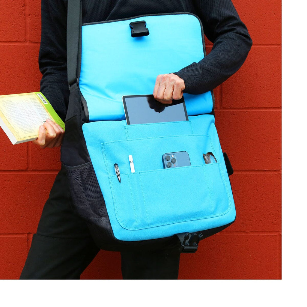 Multiple storage pockets for tablets and accessories are part of the MacCase laptop messenger